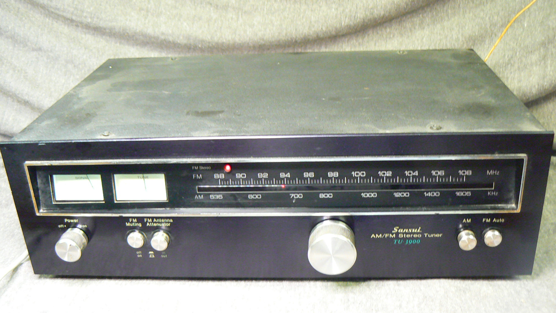 Sansui tuner TU-3900