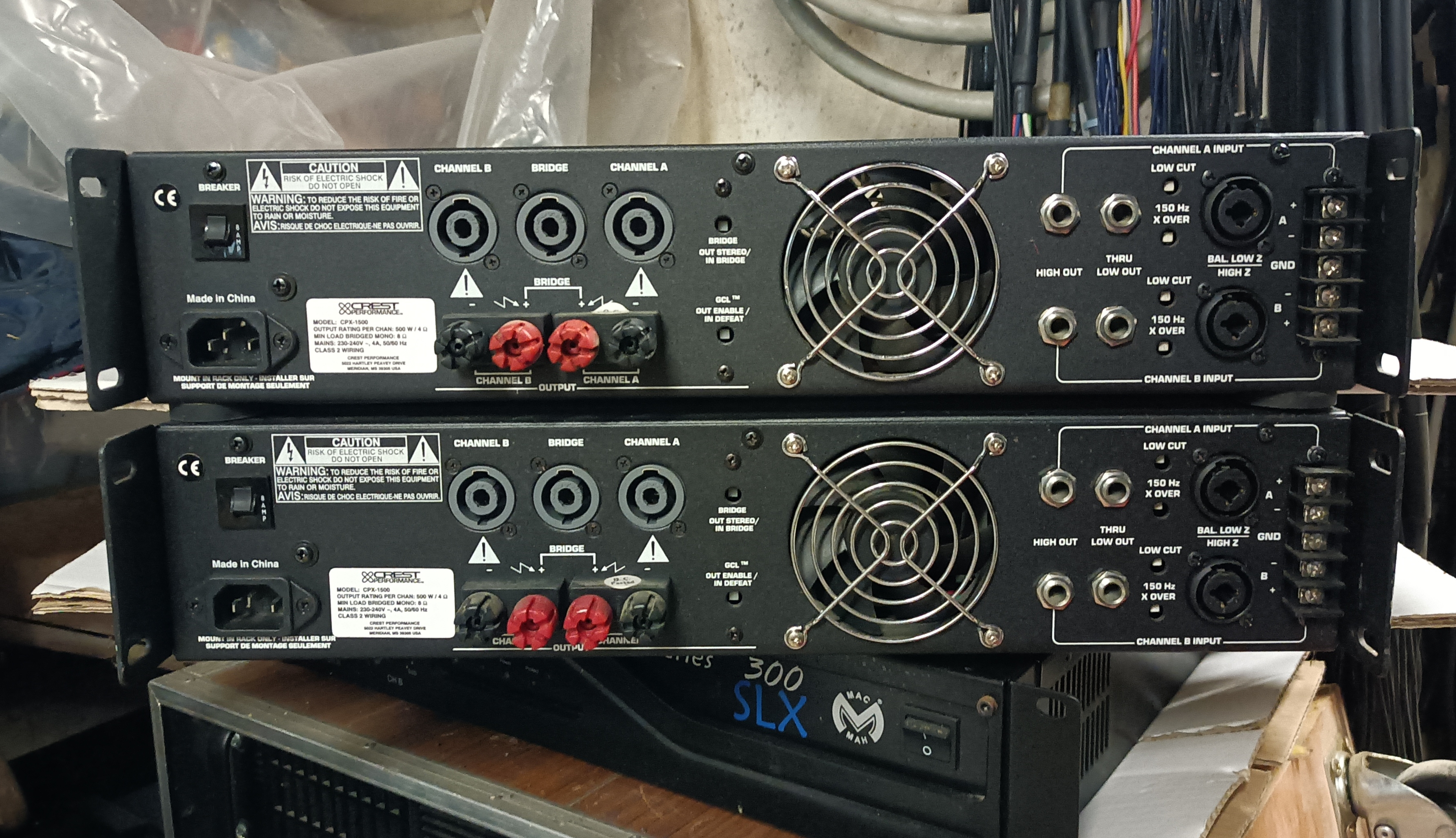 CPX 2600 - Crest Audio CPX 2600 - Audiofanzine