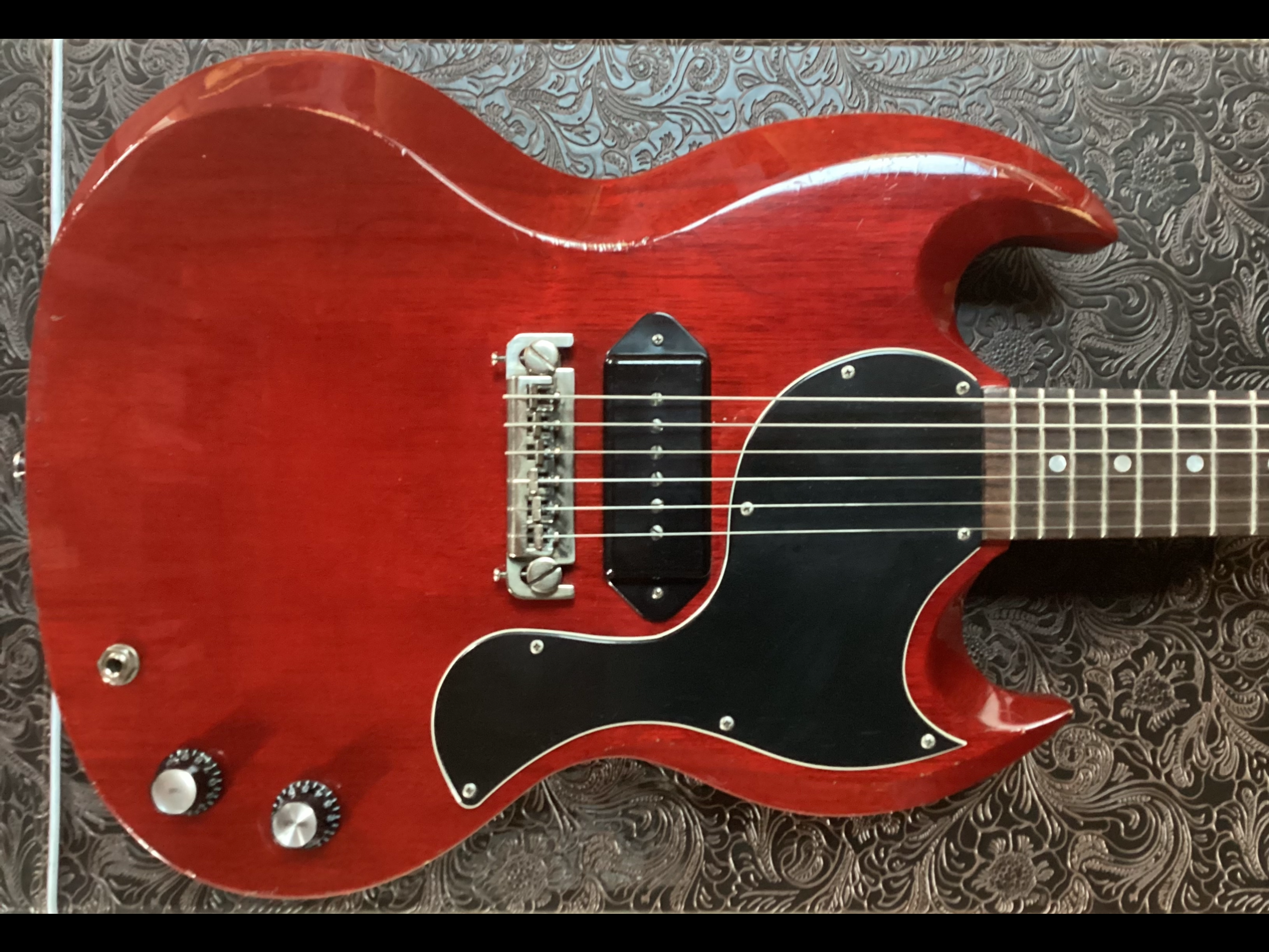 MAYBACH Albatroz 65 Dark Wine Red Aged 