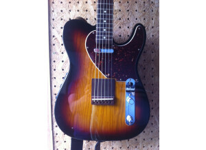 Fender Deluxe Acoustasonic Tele - 3-Color Sunburst