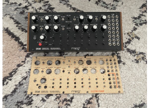 Moog Music DFAM (Drummer From Another Mother) (93827)