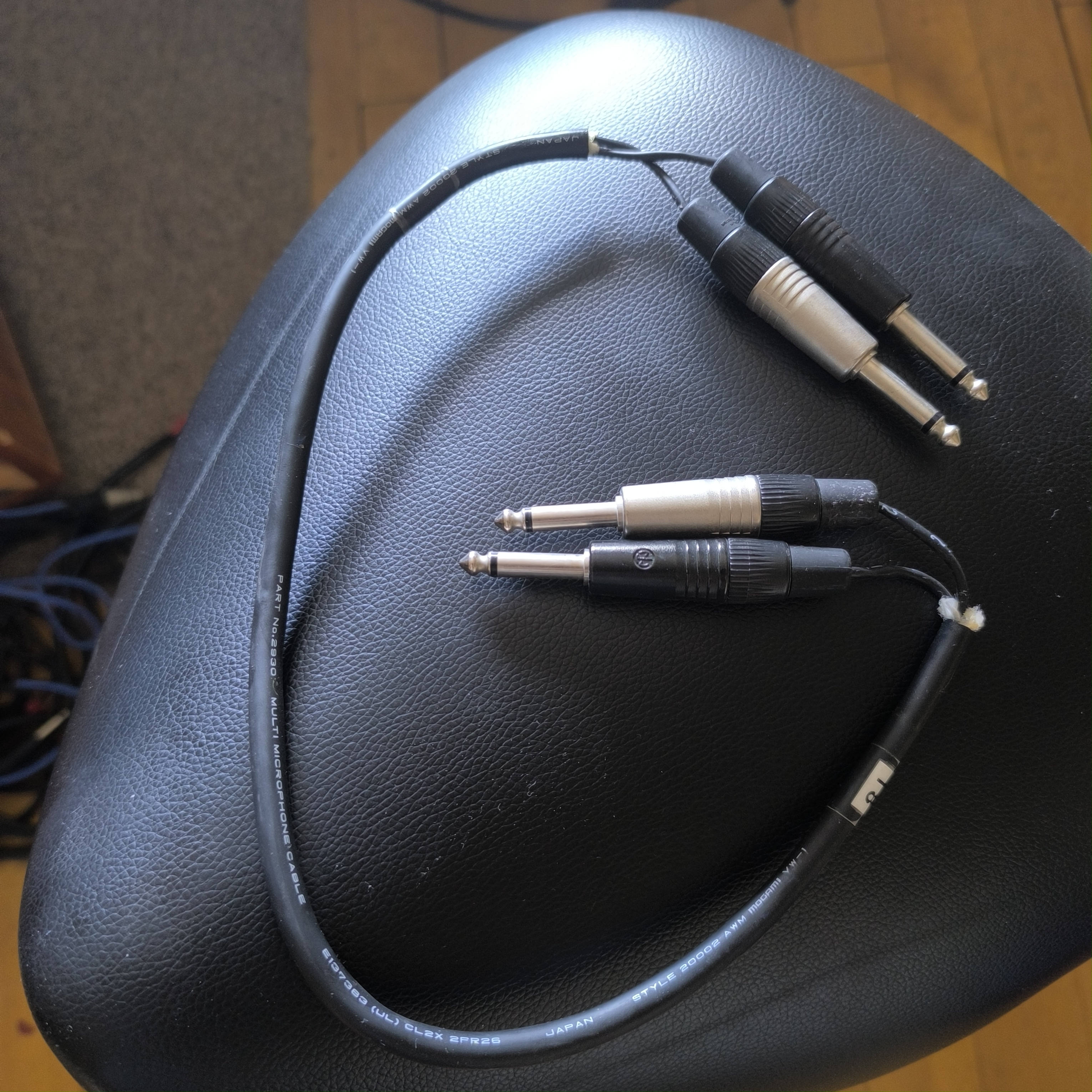 Vends cables patch duo 70 cm Mogami + Jack 6.35 mono Neutryk