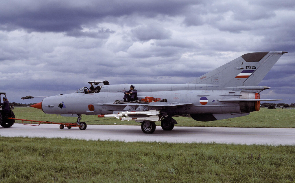 6191070.jpg 6191070.jpg