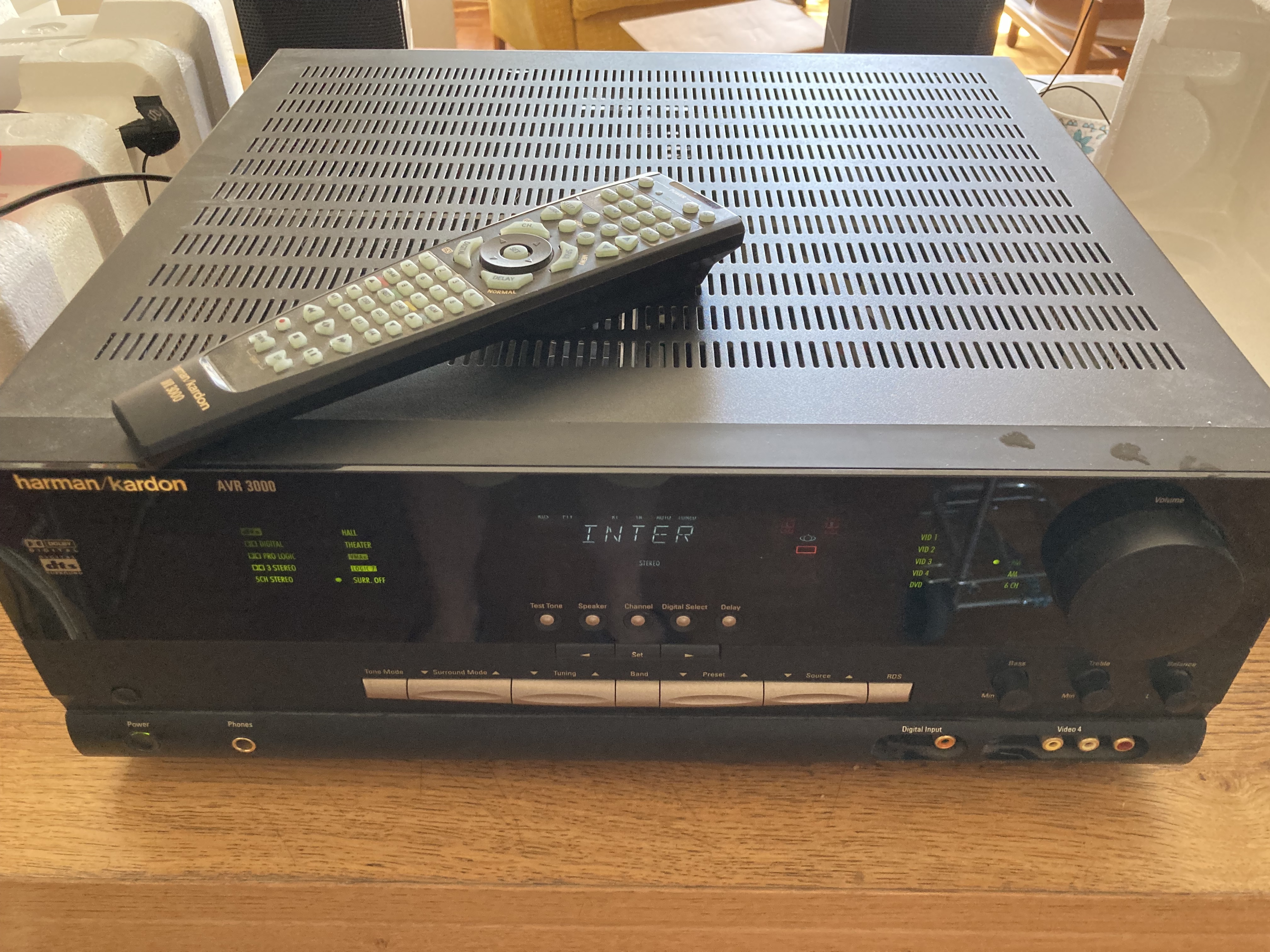 Vds Ampli Harman Kardon AVR3000