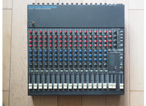 Mackie CR1604 (49732)