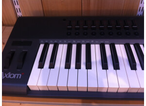 M-Audio Axiom 61 (2nd gen)
