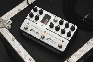 Two Notes Audio Engineering ReVolt Guitar