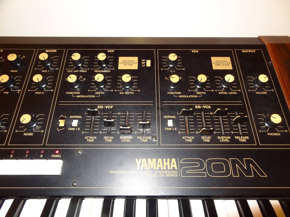 Yamaha CS20M
