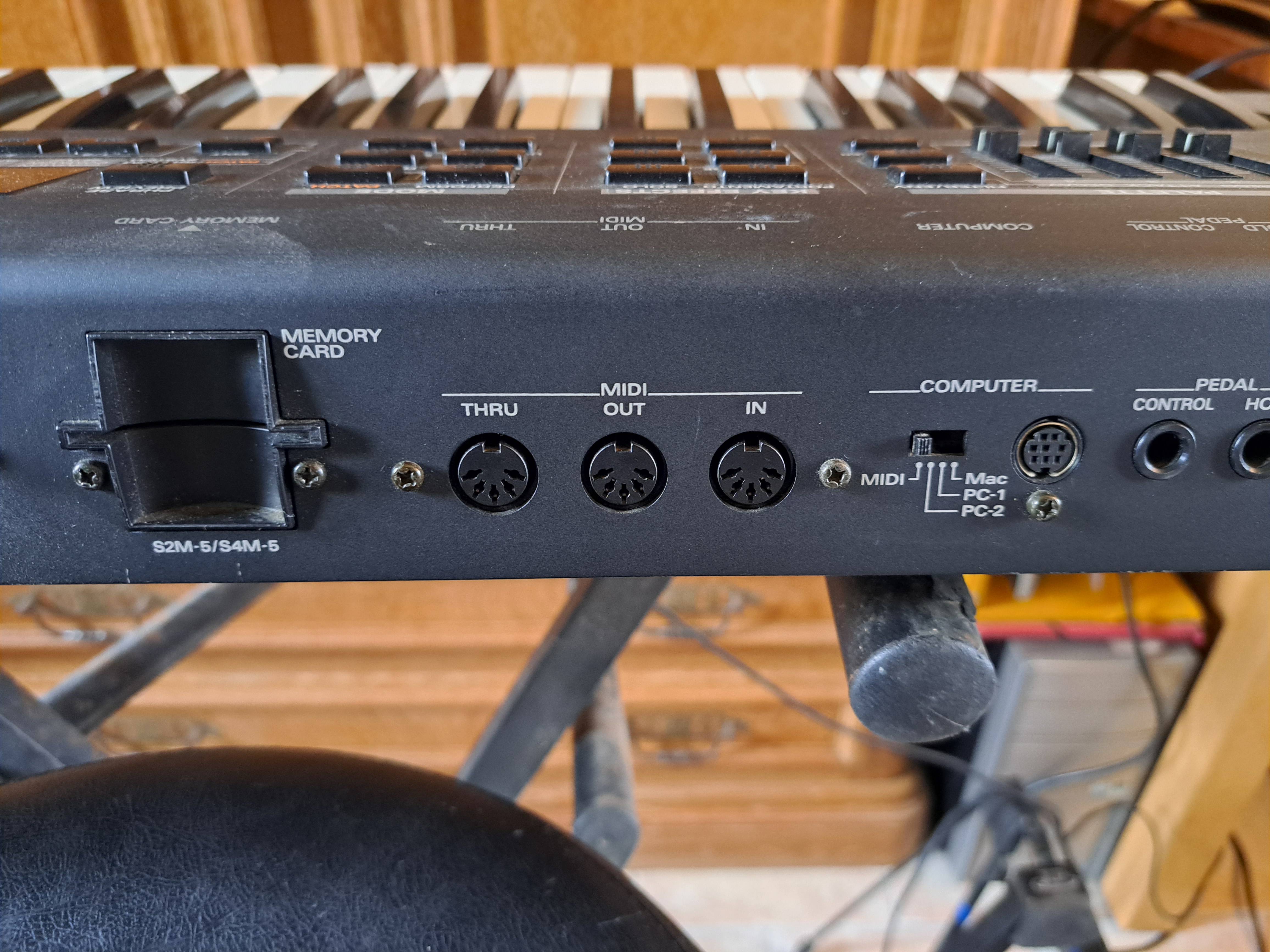 Roland XP-30 (51676)