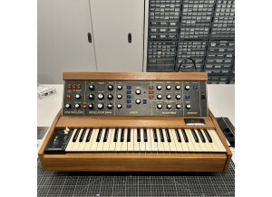 MiniMoog E Front