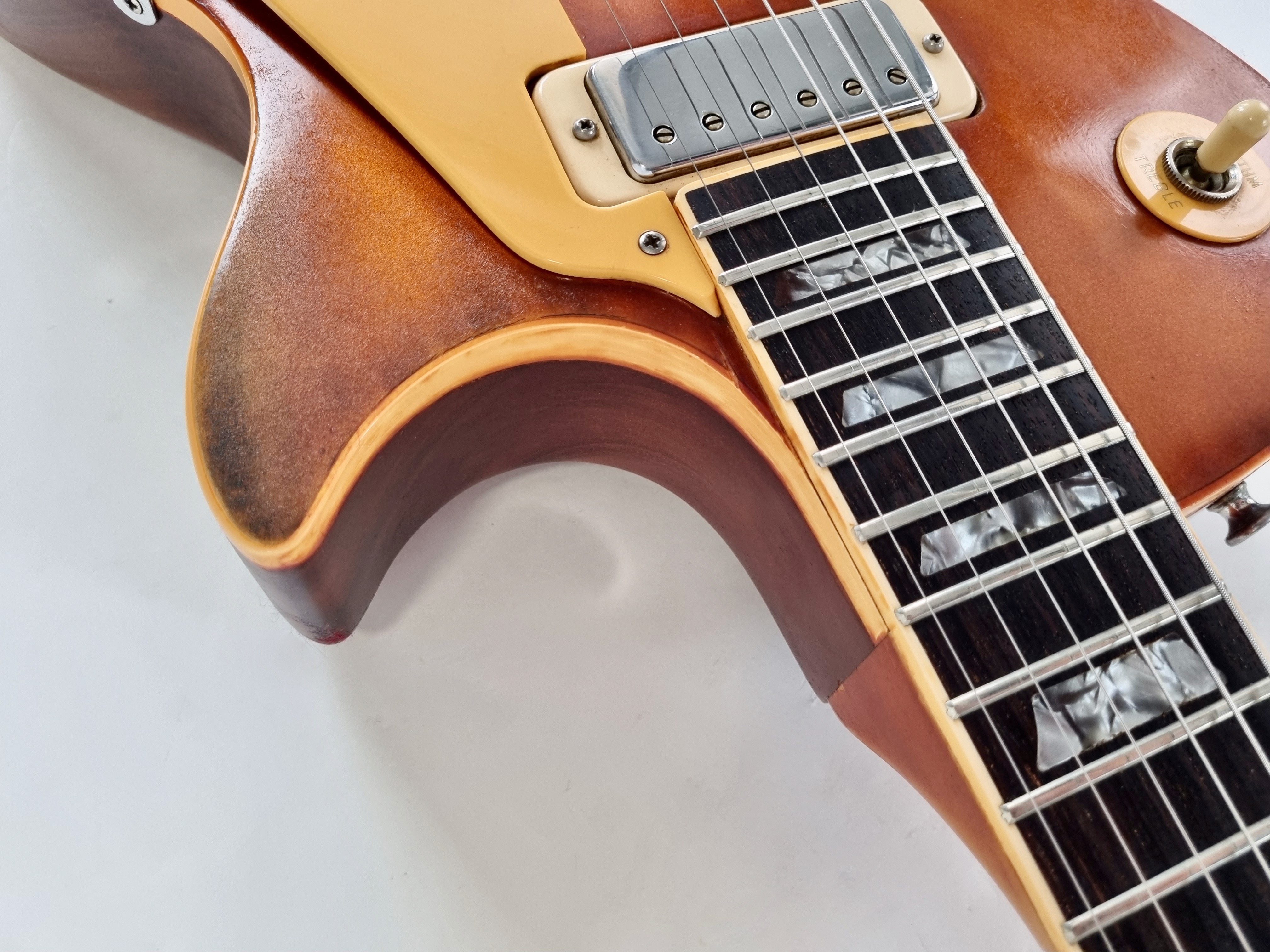 Gibson Les Paul Deluxe (1976) (554)