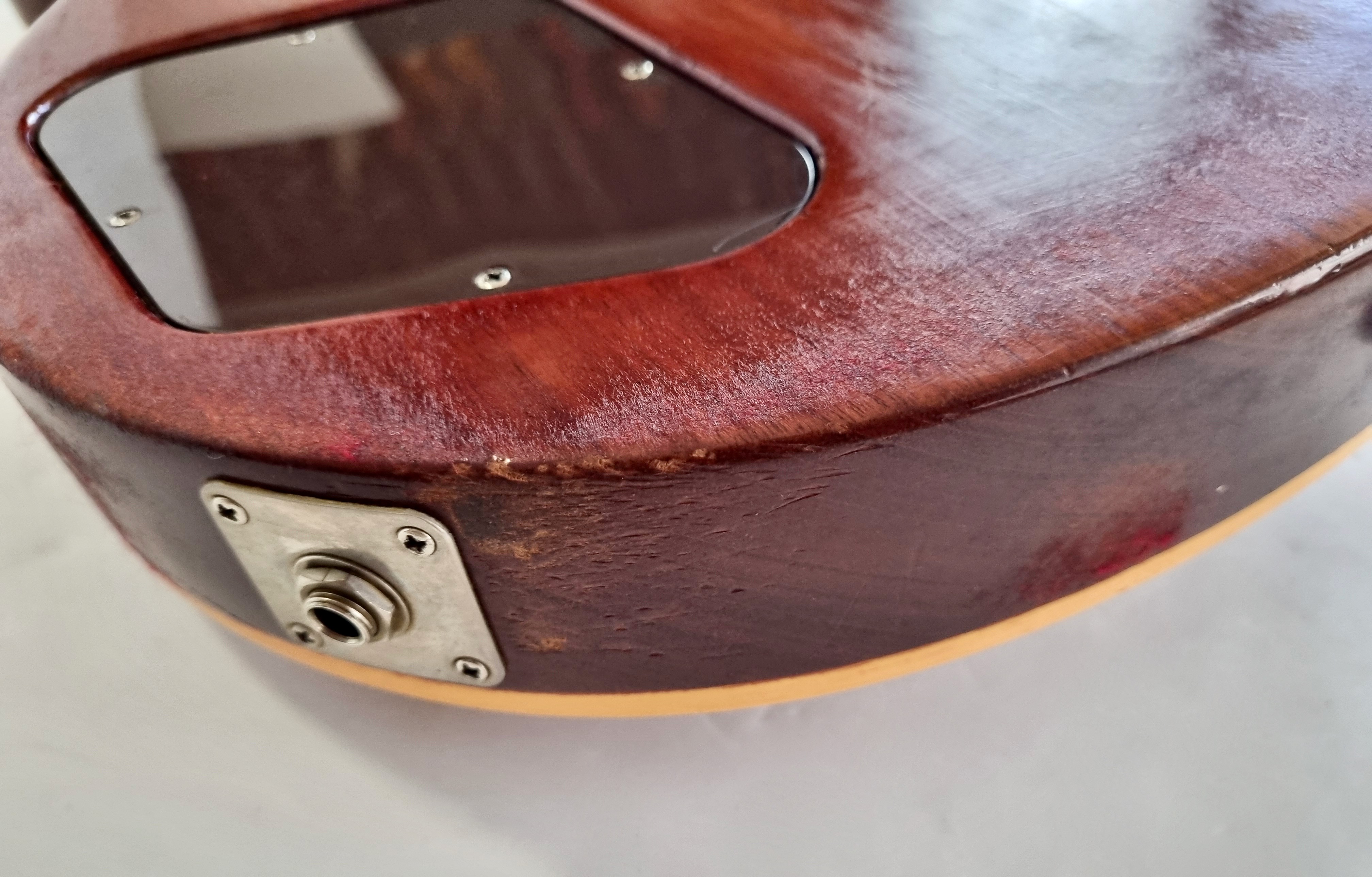 Gibson Les Paul Deluxe (1976) (67218)