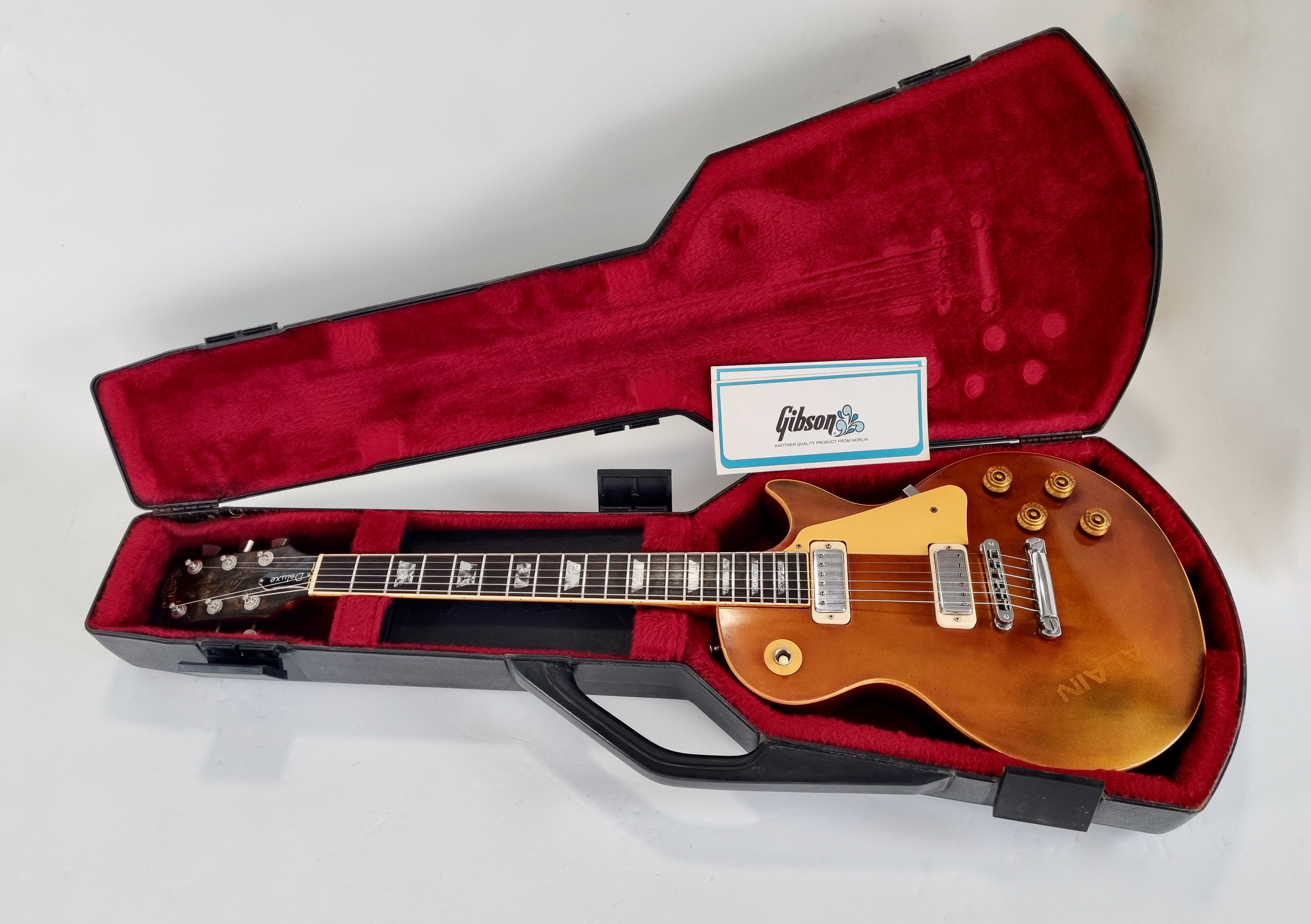 Gibson Les Paul Deluxe (1976) (60440)