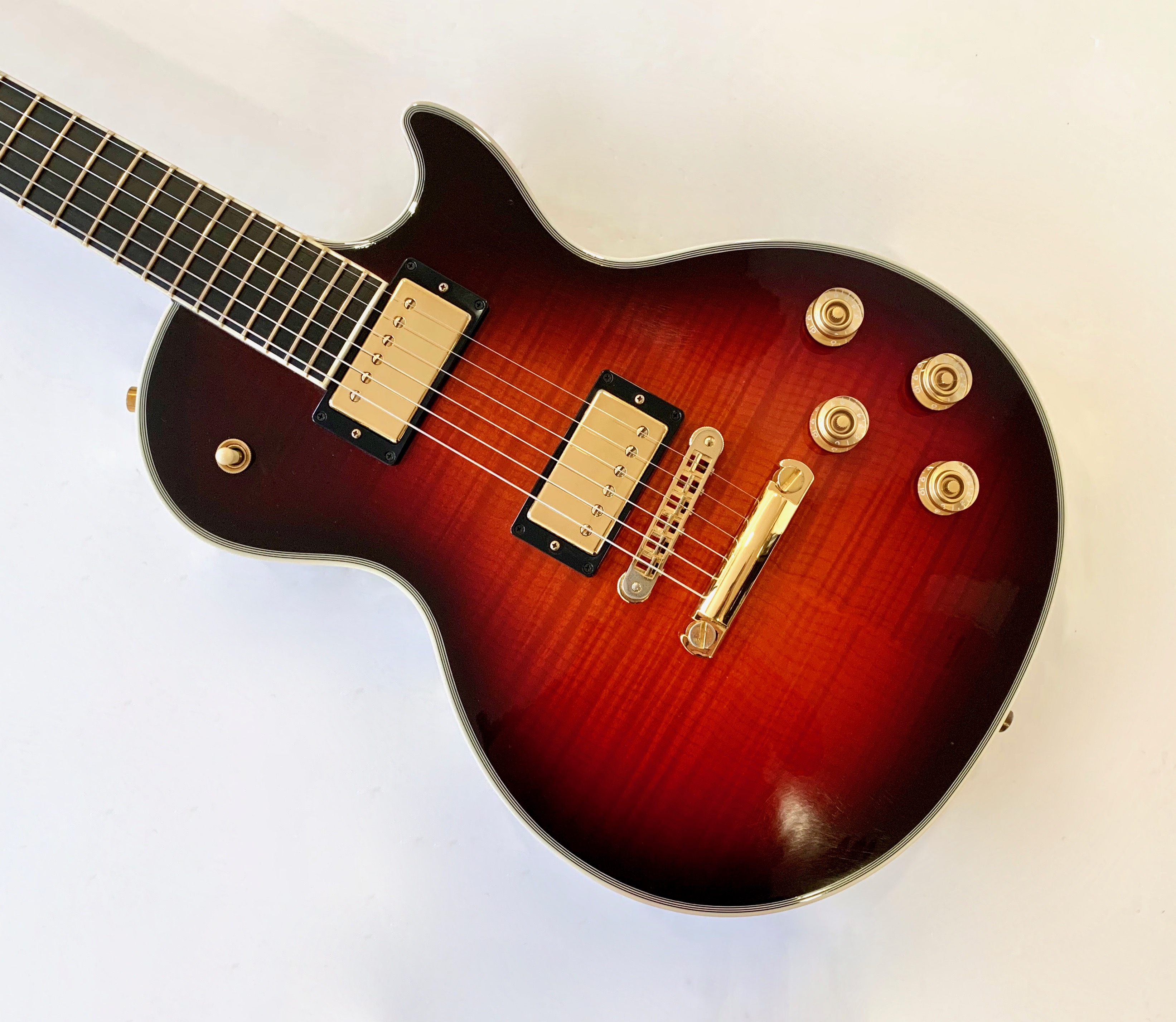 Gibson [Guitar of the Week #9] Les Paul Supreme Autumn Burst (90725)