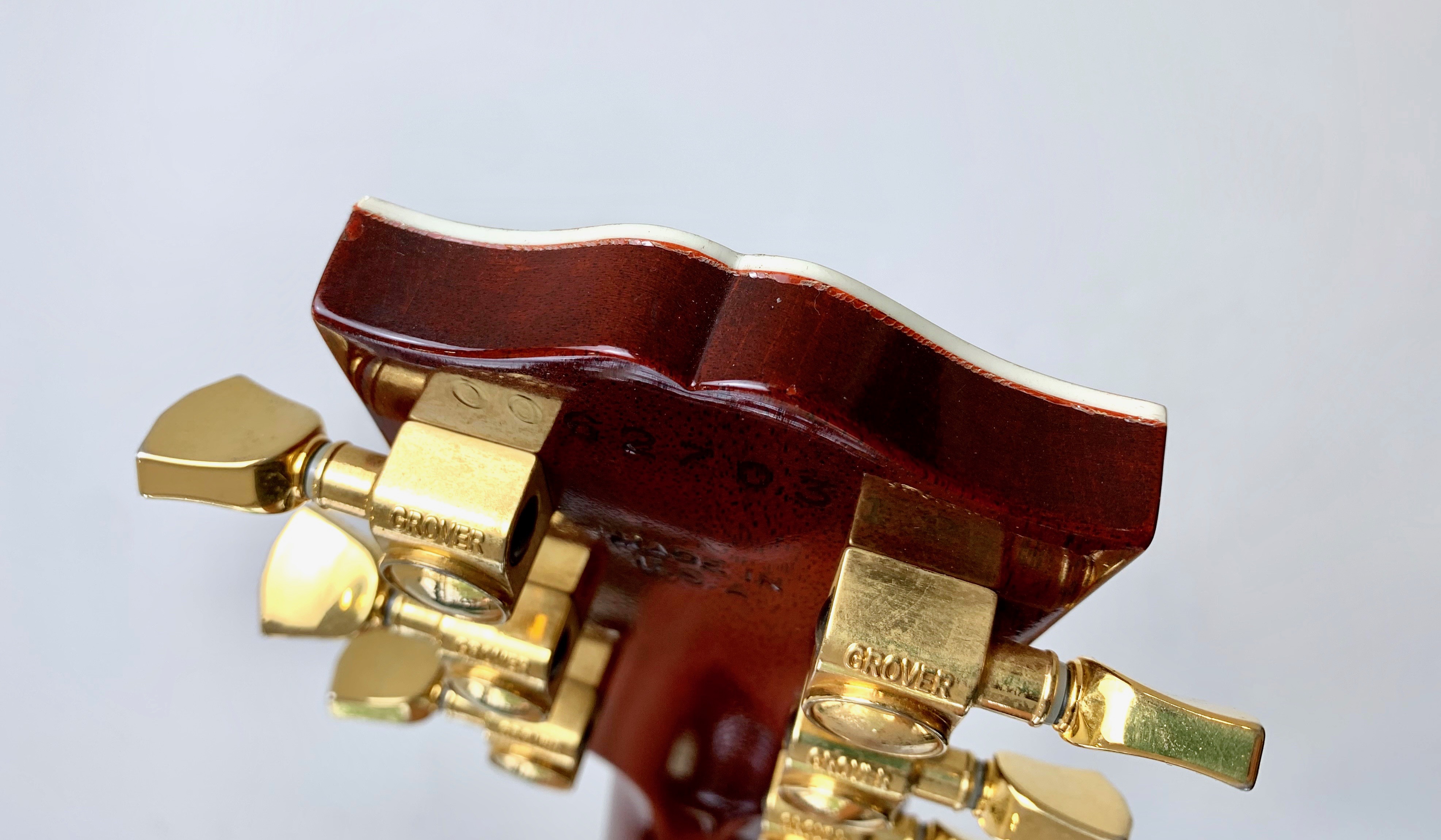 Gibson [Guitar of the Week #9] Les Paul Supreme Autumn Burst (94907)
