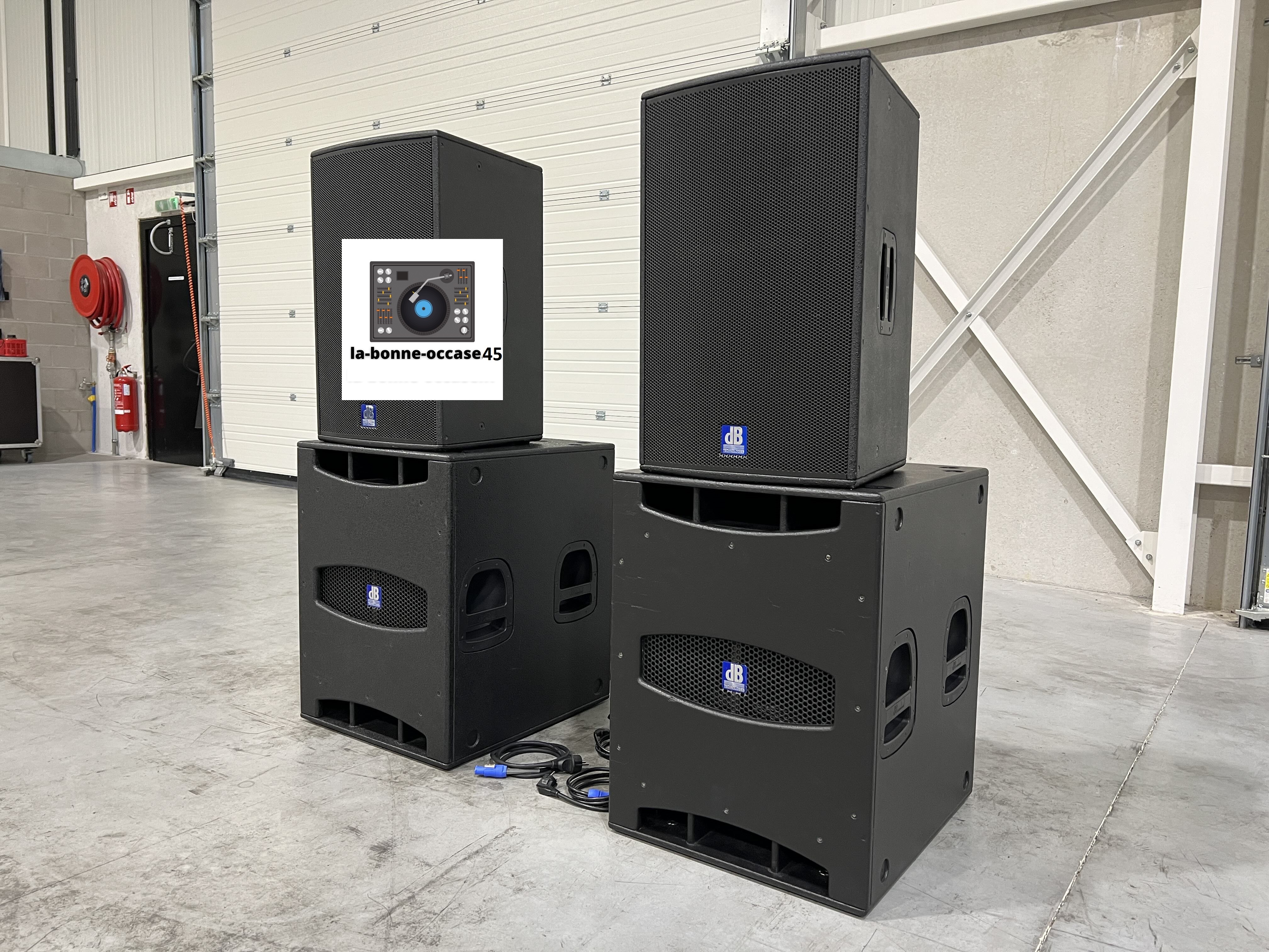 Vend ensemble : 2 Sub D 18 et 2 Tête Flexsys F 15