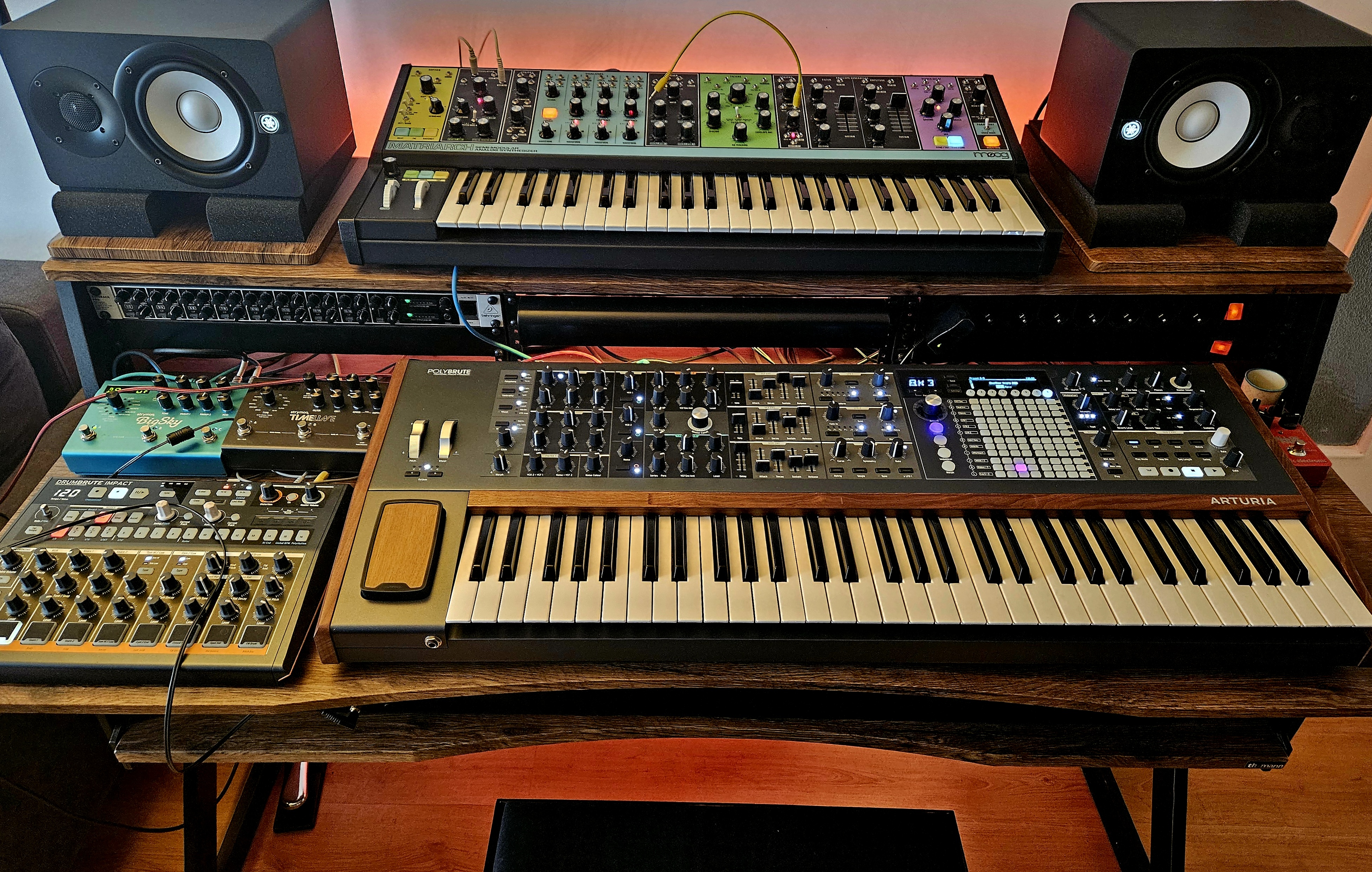 Vends Arturia Polybrute 6 - première main comme neuf
