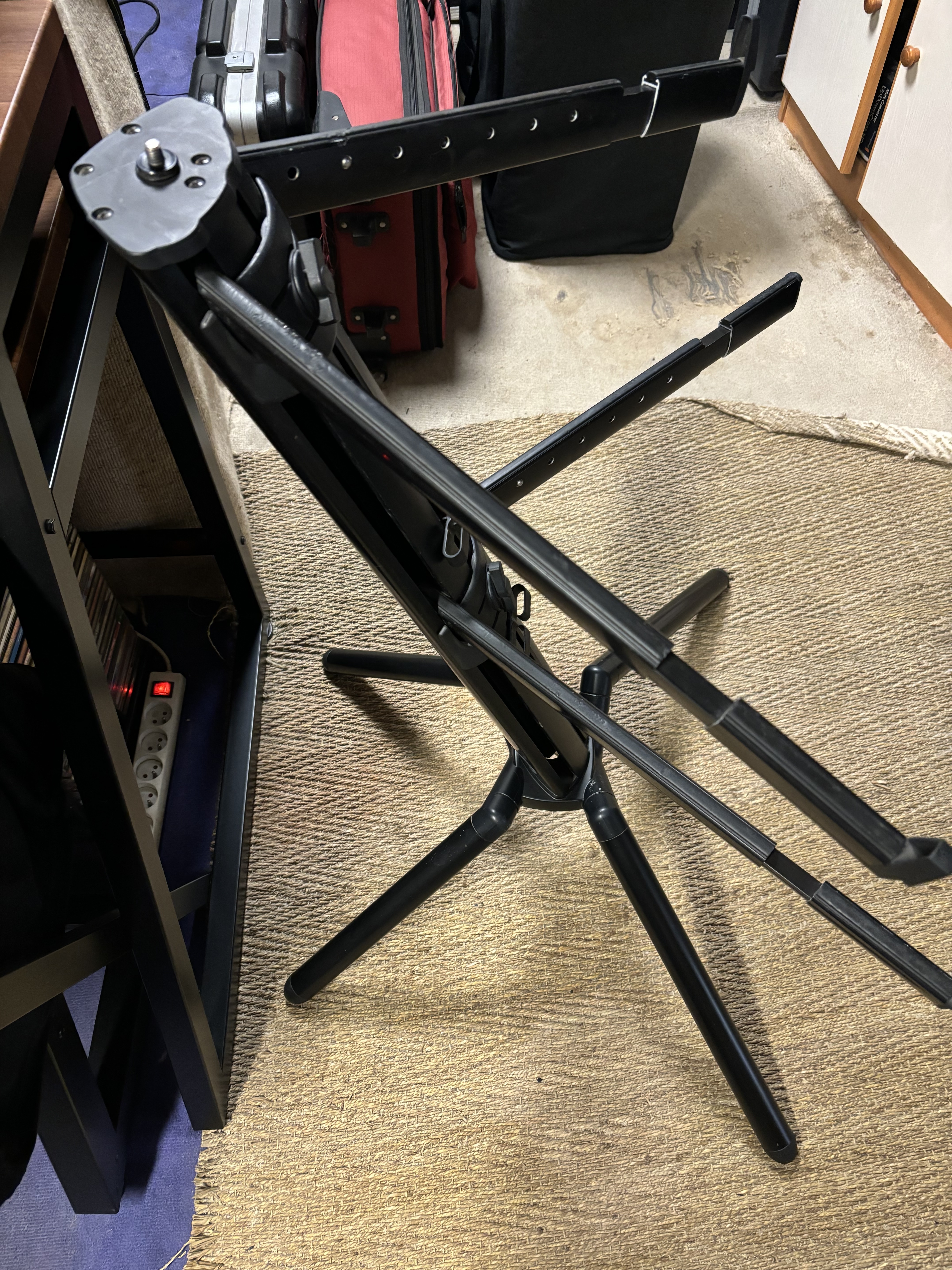 Vends stand konig & meyer spider pro baby 