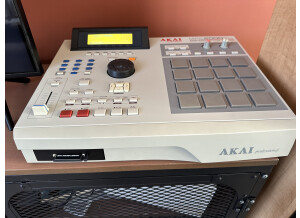 Akai Professional MPC2000XL (31190)
