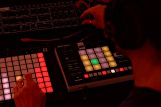 Roland Verselab MV-1
