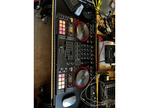 Native Instruments Traktor Kontrol S4 mk3 (84145)