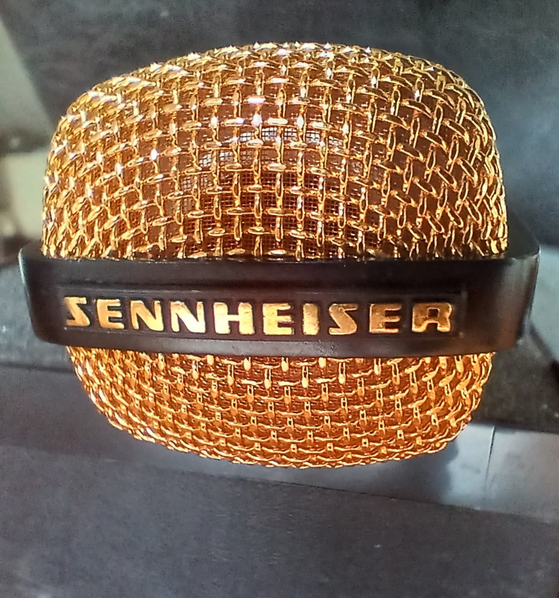 Vends MD421 N De Luxe (noir/doré)