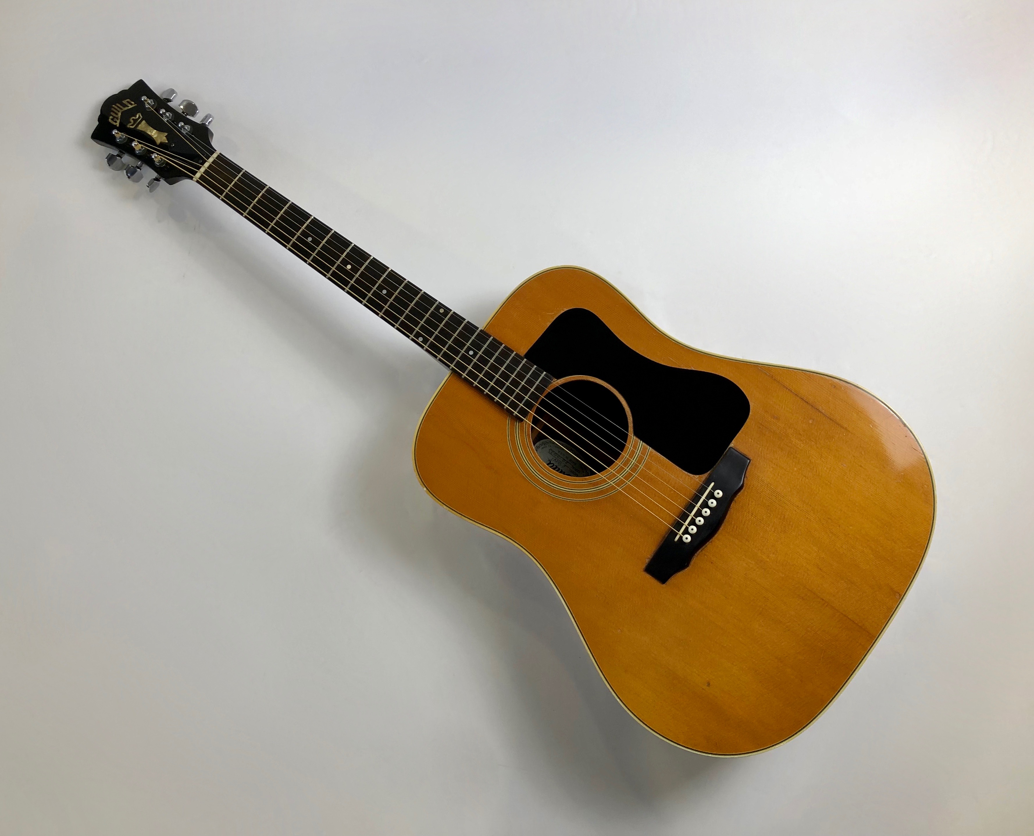 Guild D-50 (28944)