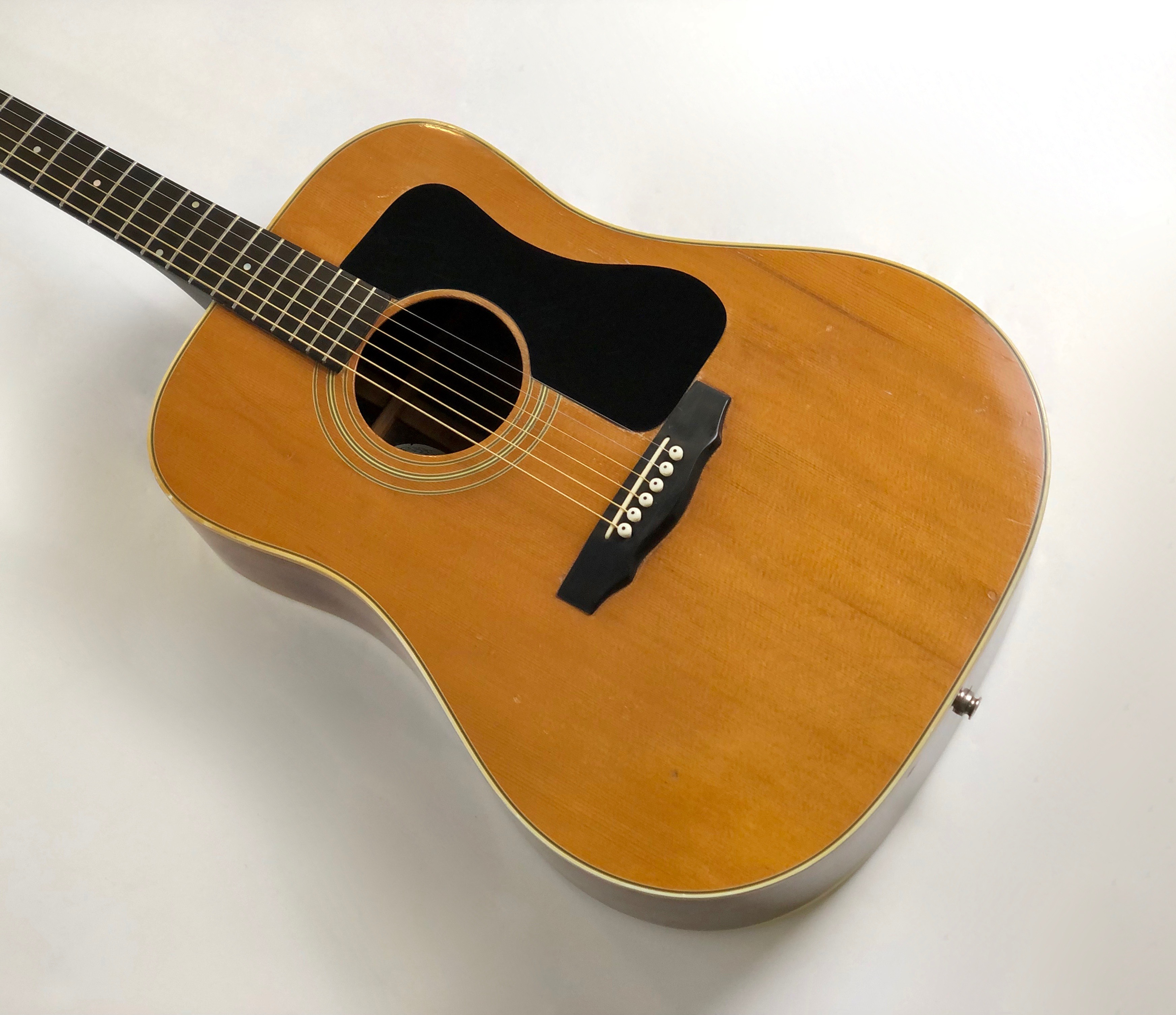 Guild D-50 (38013)