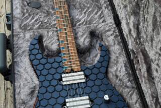 Hufschmid Guitars Tantalum
