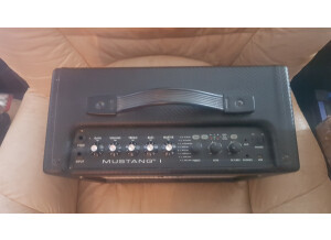 Fender Mustang I (47213)