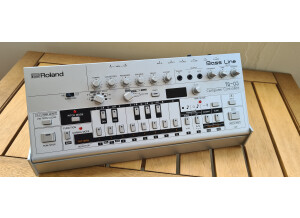 Roland TB-03 (49928)