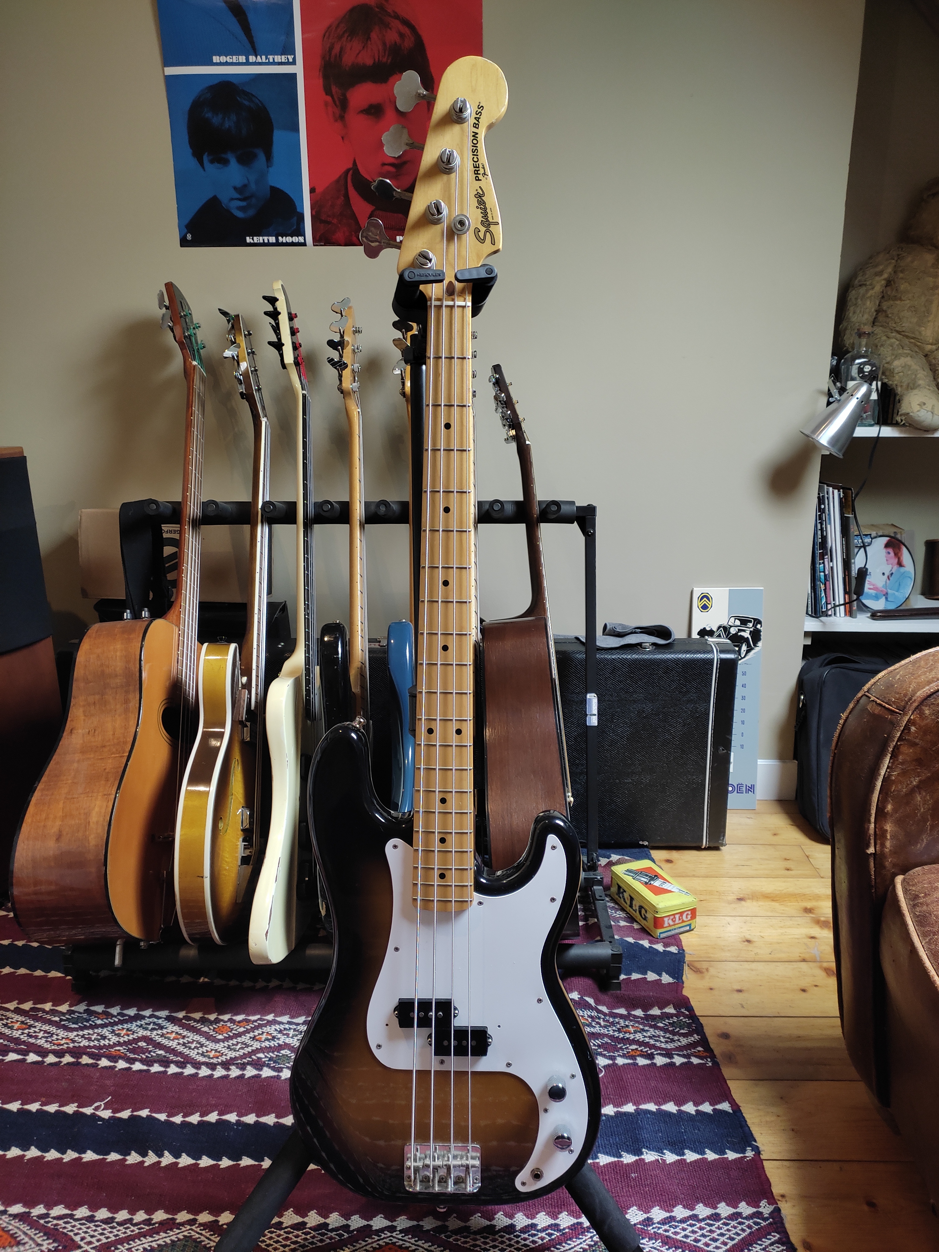 Squier Japan Vintage "JV" Precision 57