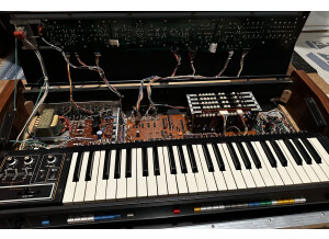 Roland Jupiter-4 (14537)