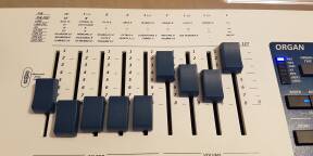 Clavier de scène polyvalent DEXIBELL Vivo S9