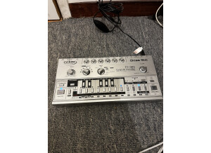Cyclone Analogic Bass Bot TT-303 (67154)