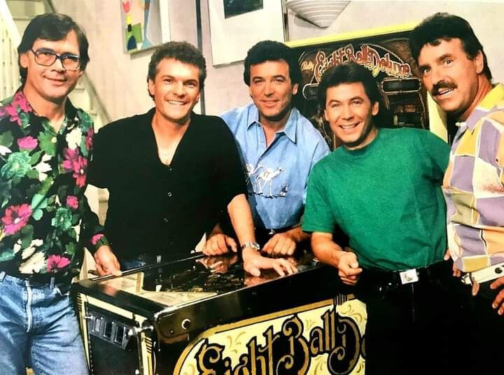 6221185.jpg 6221185.jpg