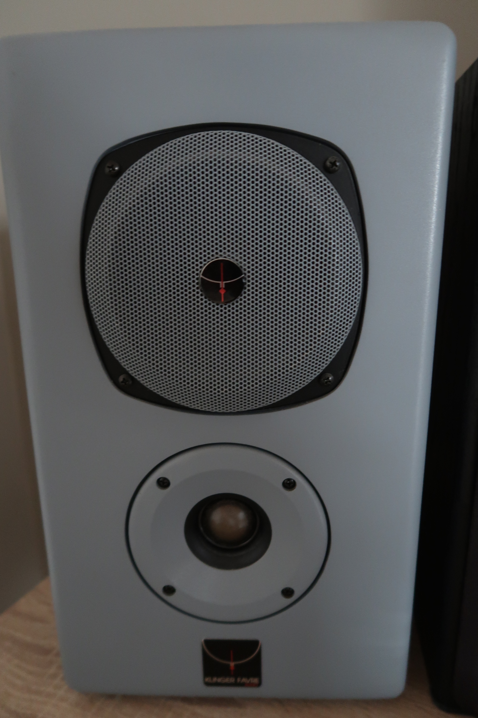 Vends Klinger Favre D26 amplifiées grises