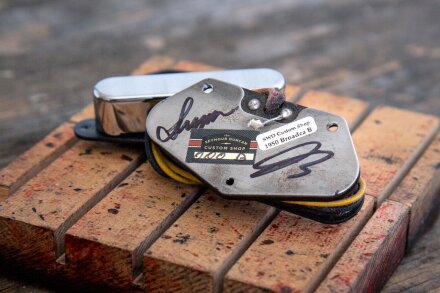 Joe Bonamassa's 1950 Broadcaster Pickup SetLifestyle Joe Bonamassa's 1950 Broadcaster Pickup SetLifestyle