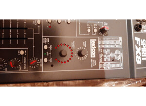 Fostex R8 (435)