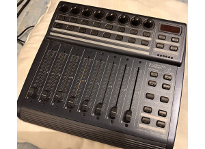 Behringer B-Control Fader BCF2000 (1777)