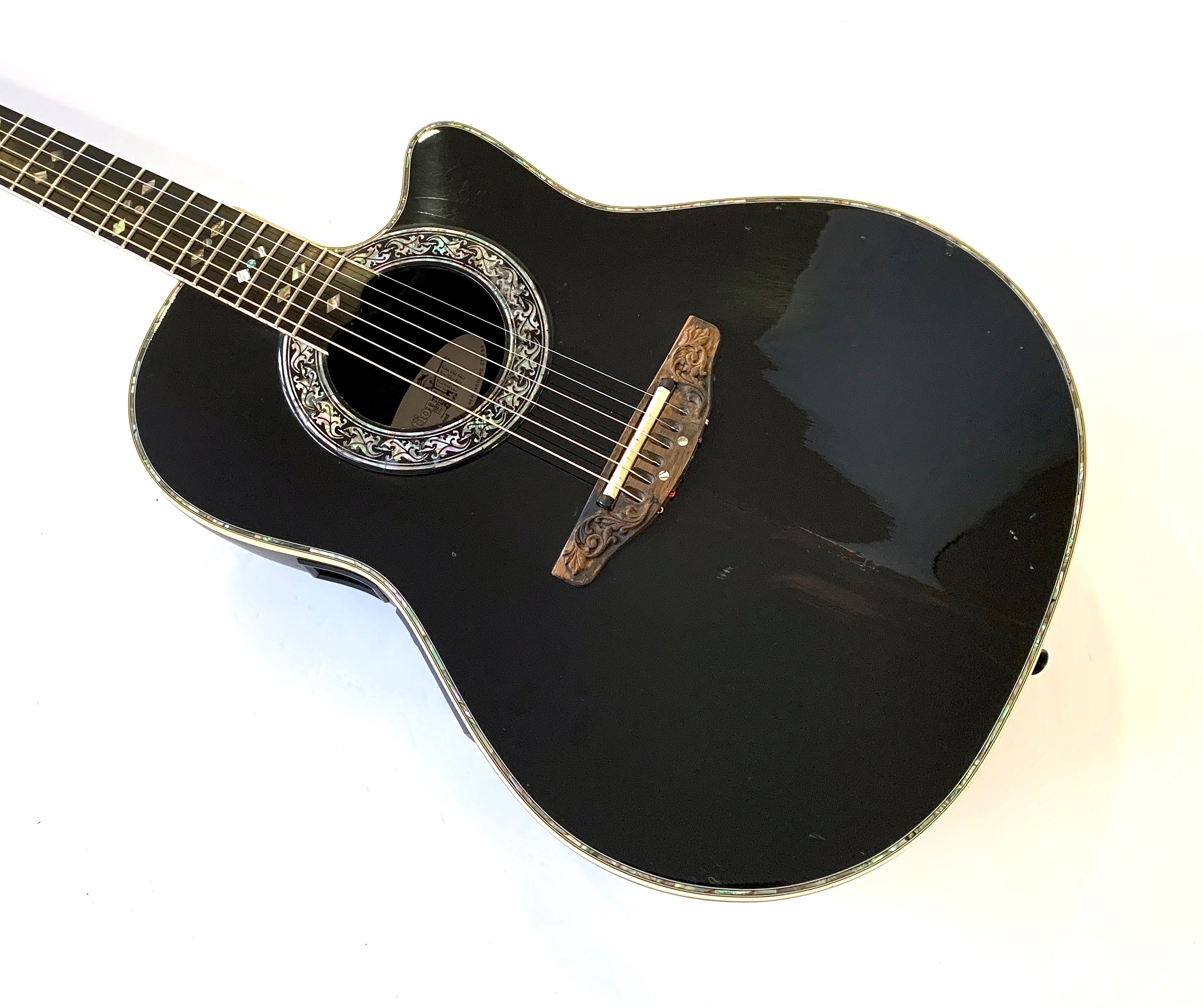 Ovation 1869 (48890)