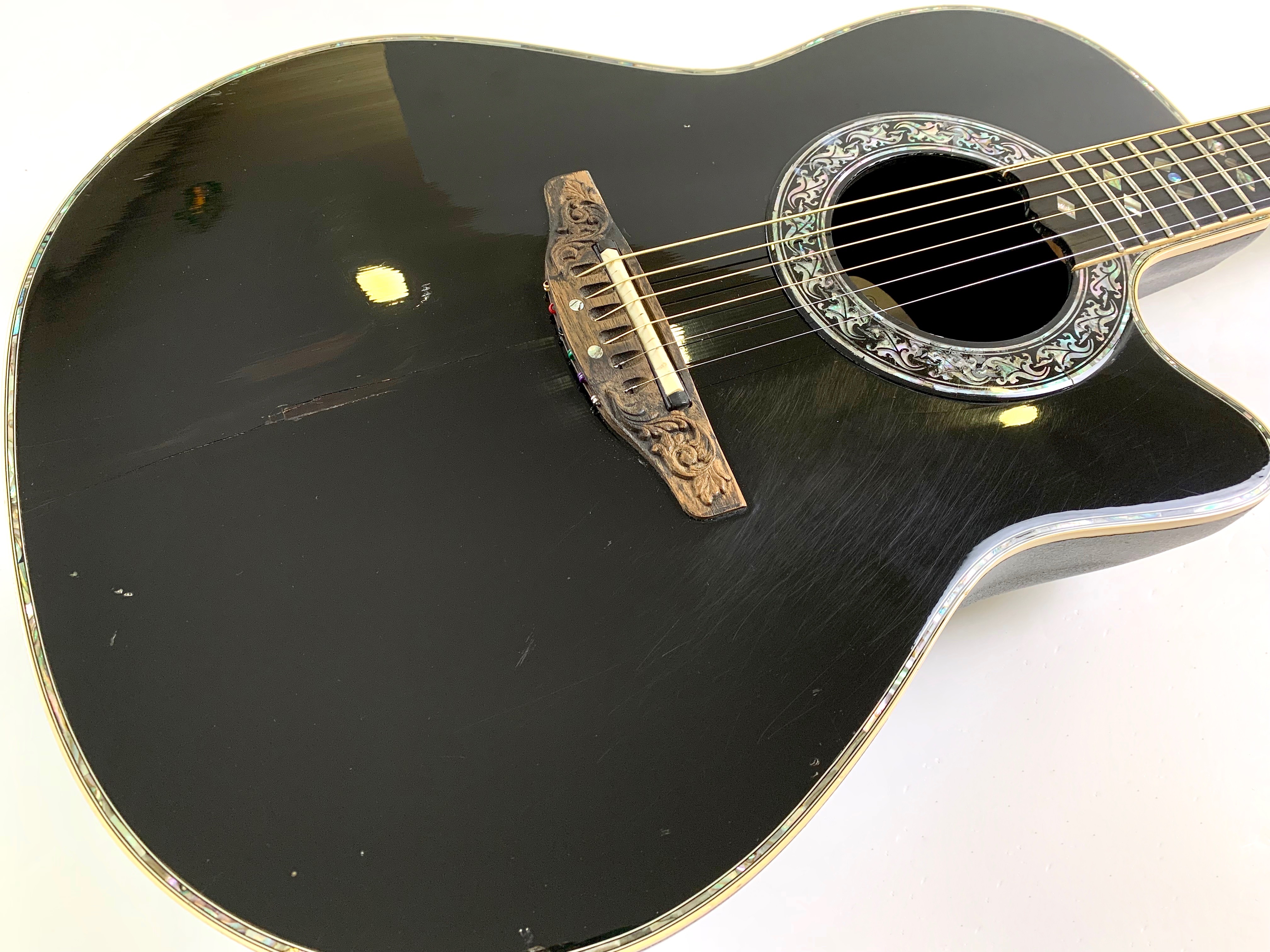 Ovation 1869 (19104)
