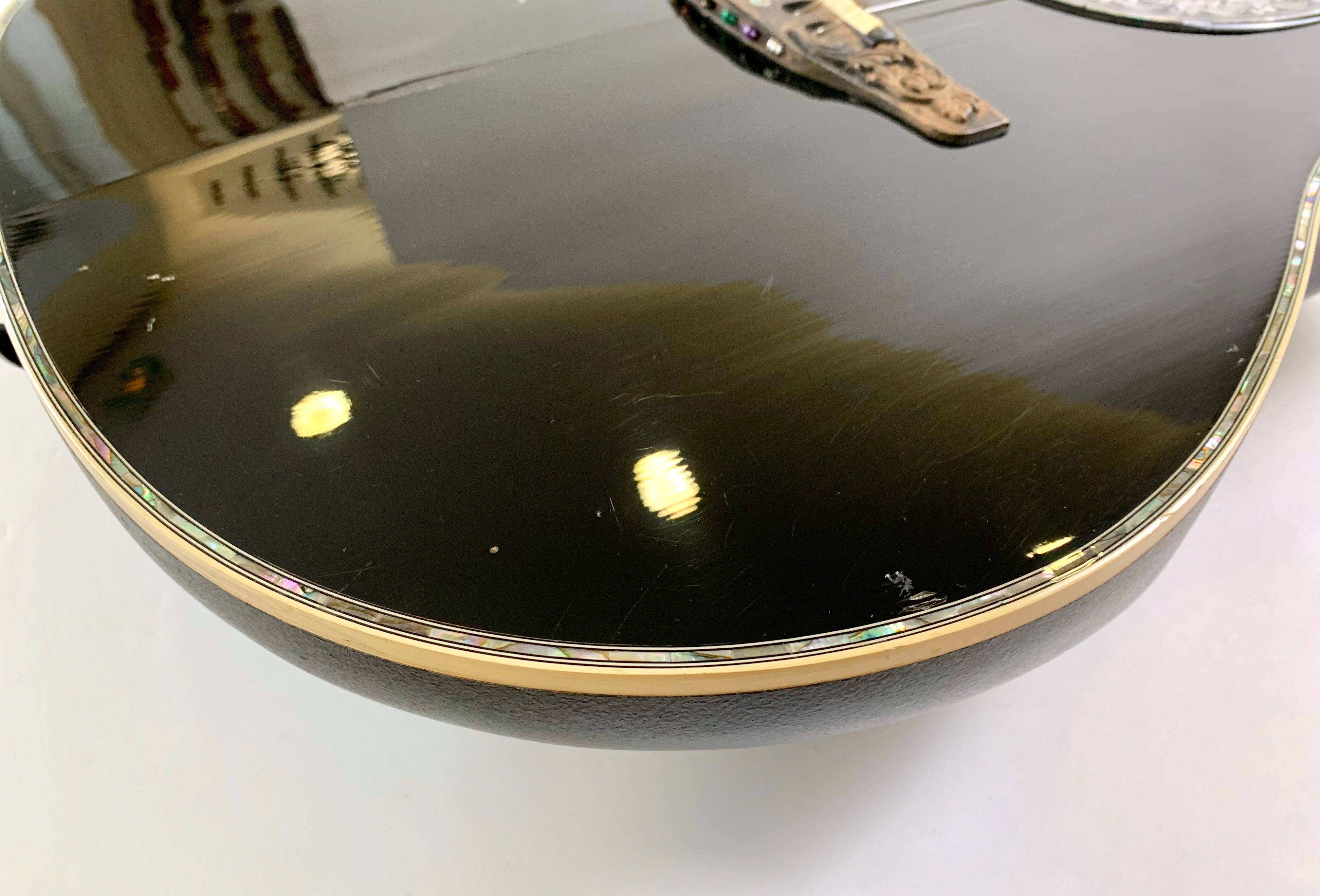 Ovation 1869 (56733)