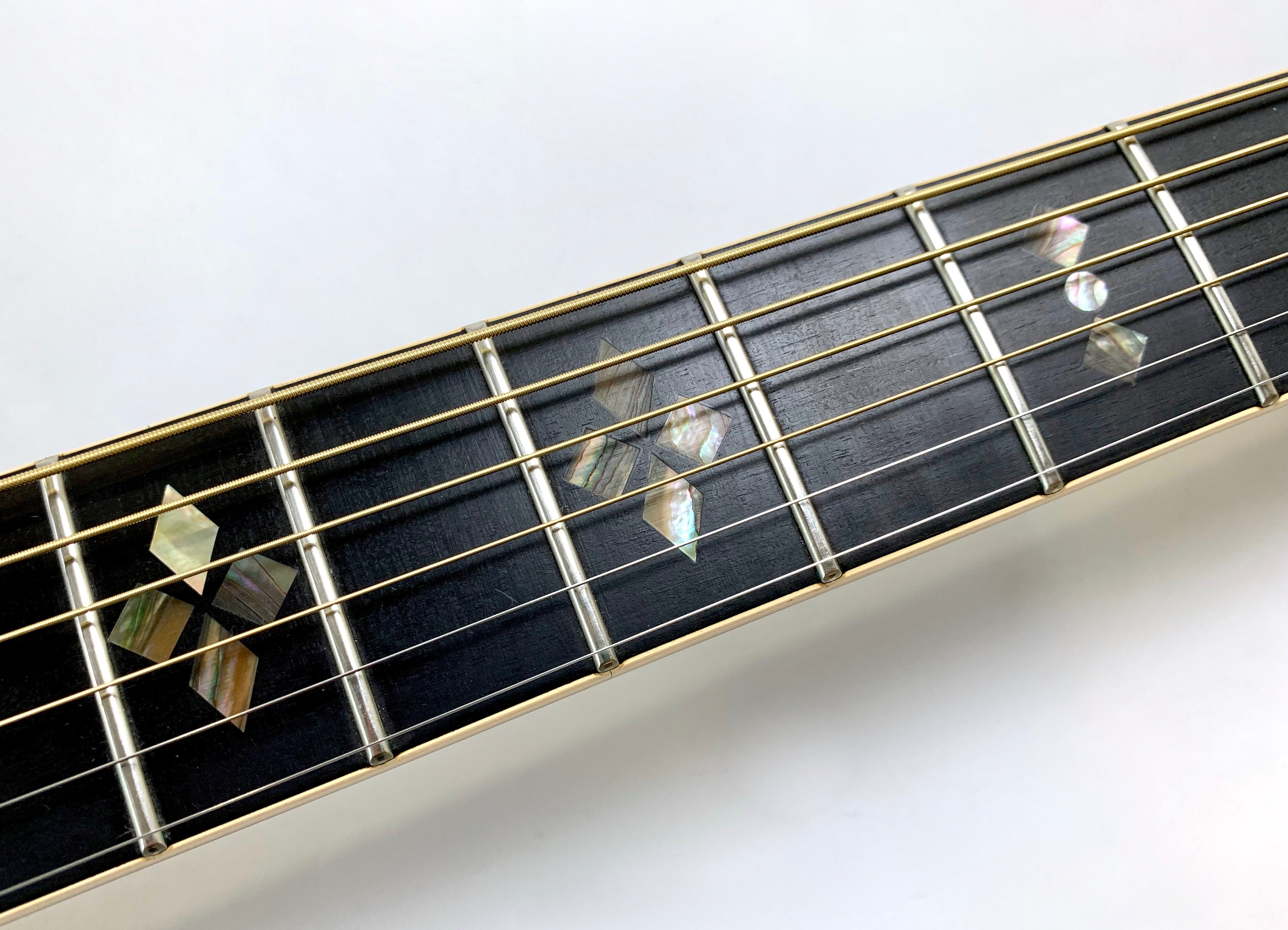 Ovation 1869 (98550)