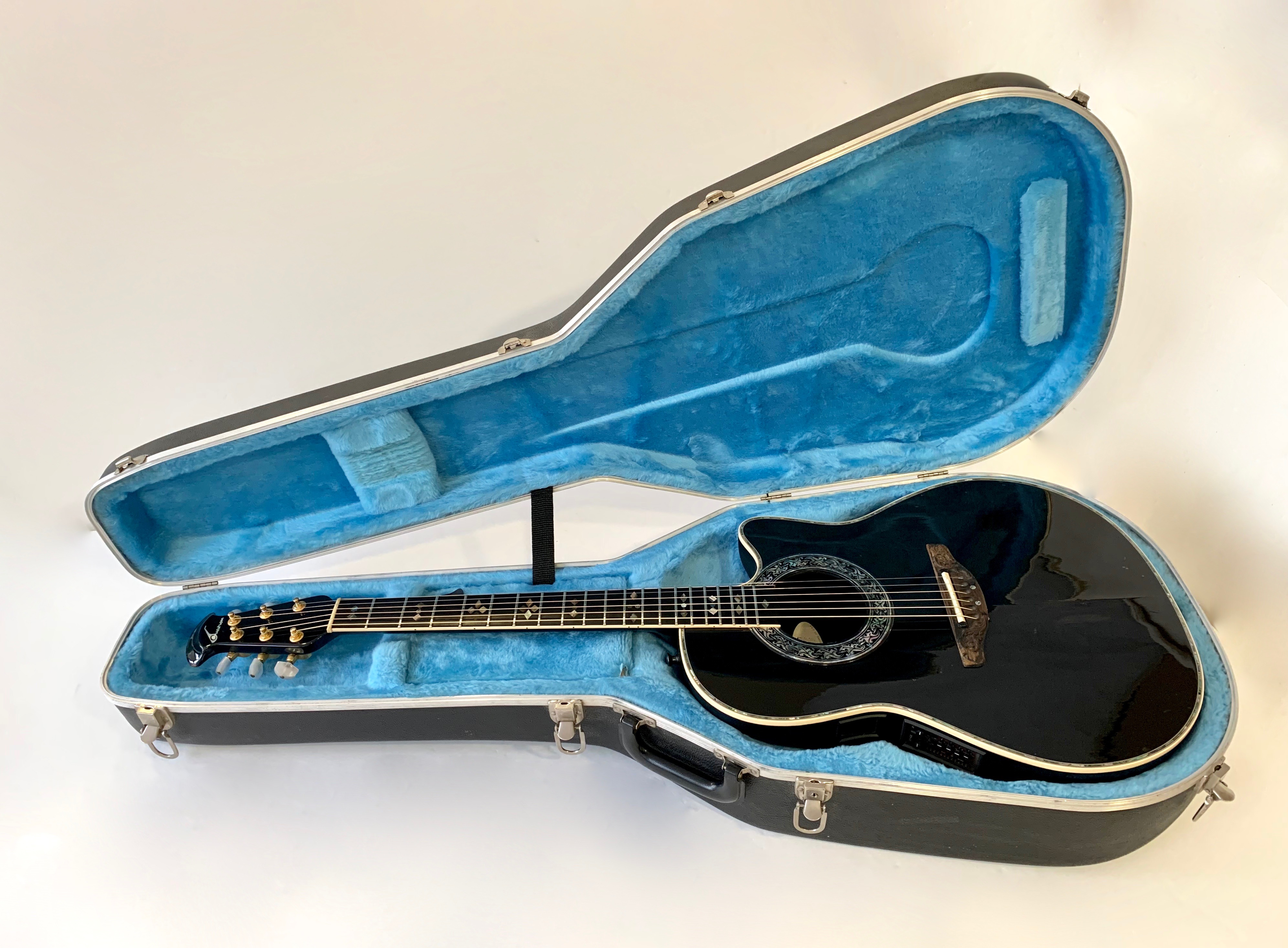 Ovation 1869 (71756)