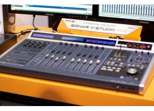 Sonar V-Studio 700