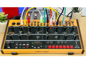 Behringer Crave (40995)