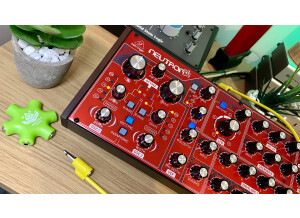 Behringer Neutron (78139)