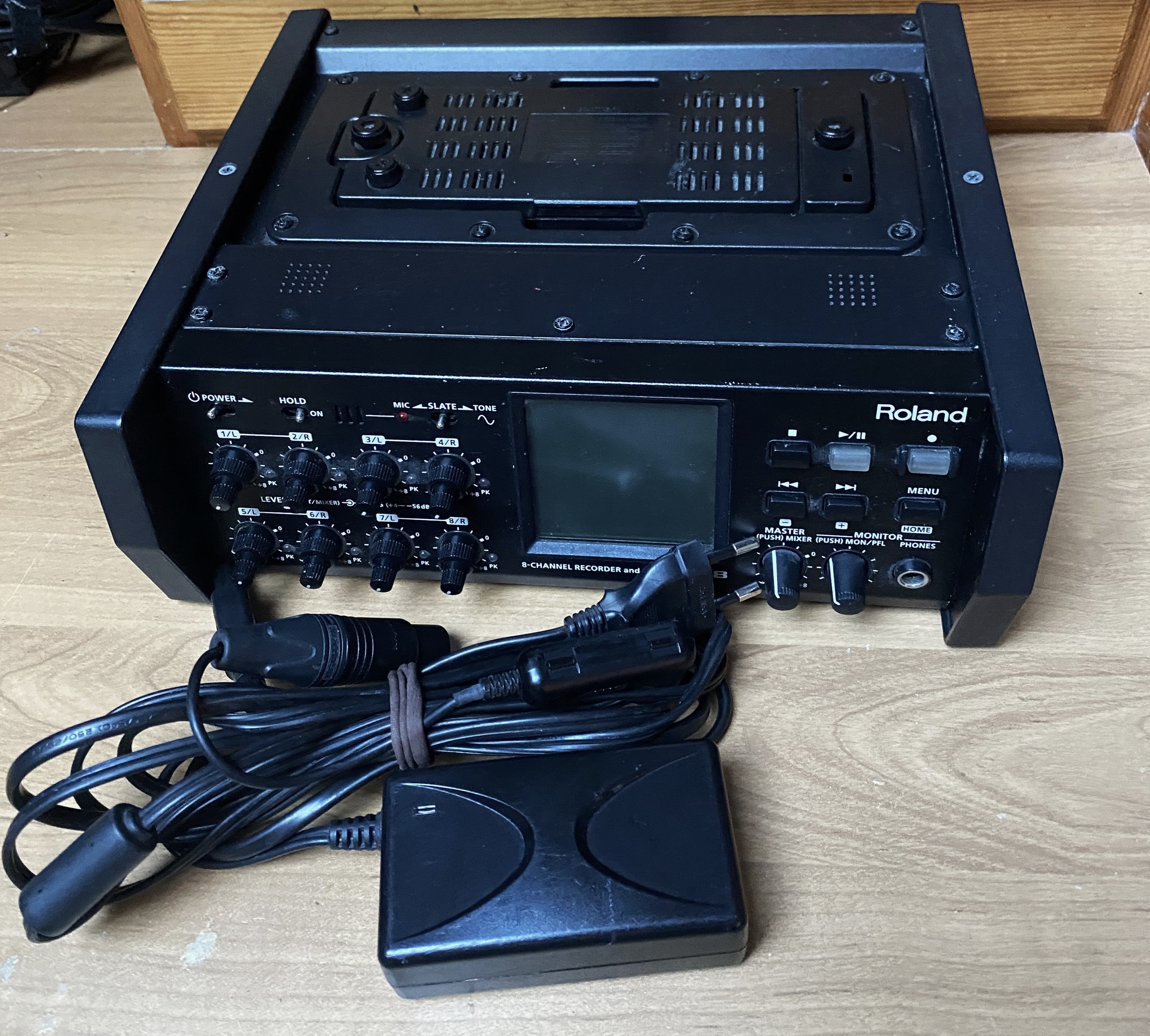 Vends ROLAND R-8RR / Enregistreur multipistes