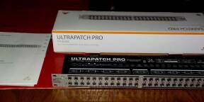 Vends BEHRINGER ULTRAPATCH PX 3000